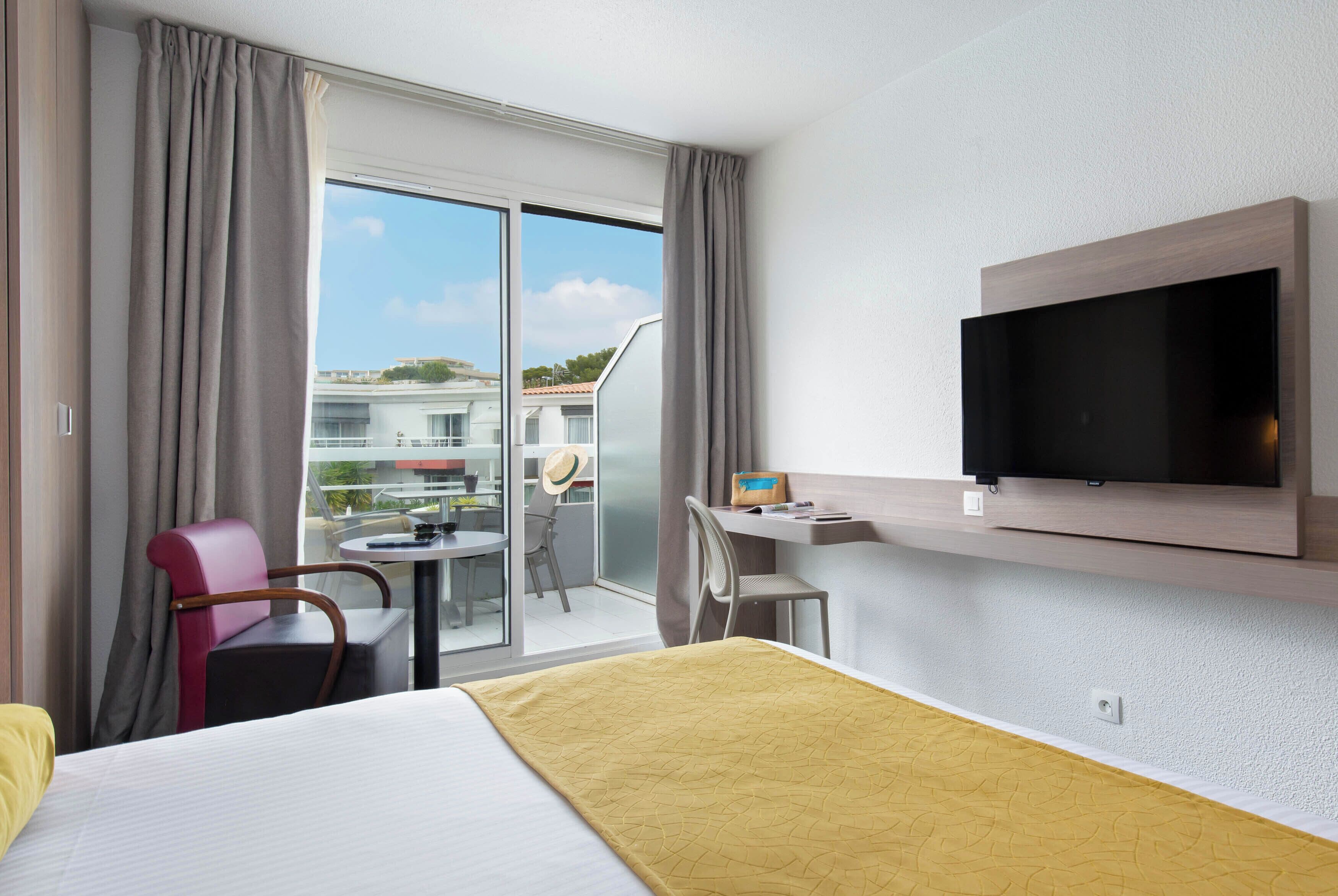 comfort room, 1 queen bed, terrace, poolside | premium bedding, minibar, in-room safe, individually decorated