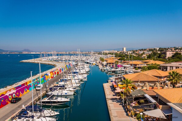 Marina