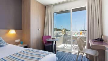 Superior Room, 1 Queen Bed, Non Smoking, Balcony (Twin bed on request) | Beach/ocean view