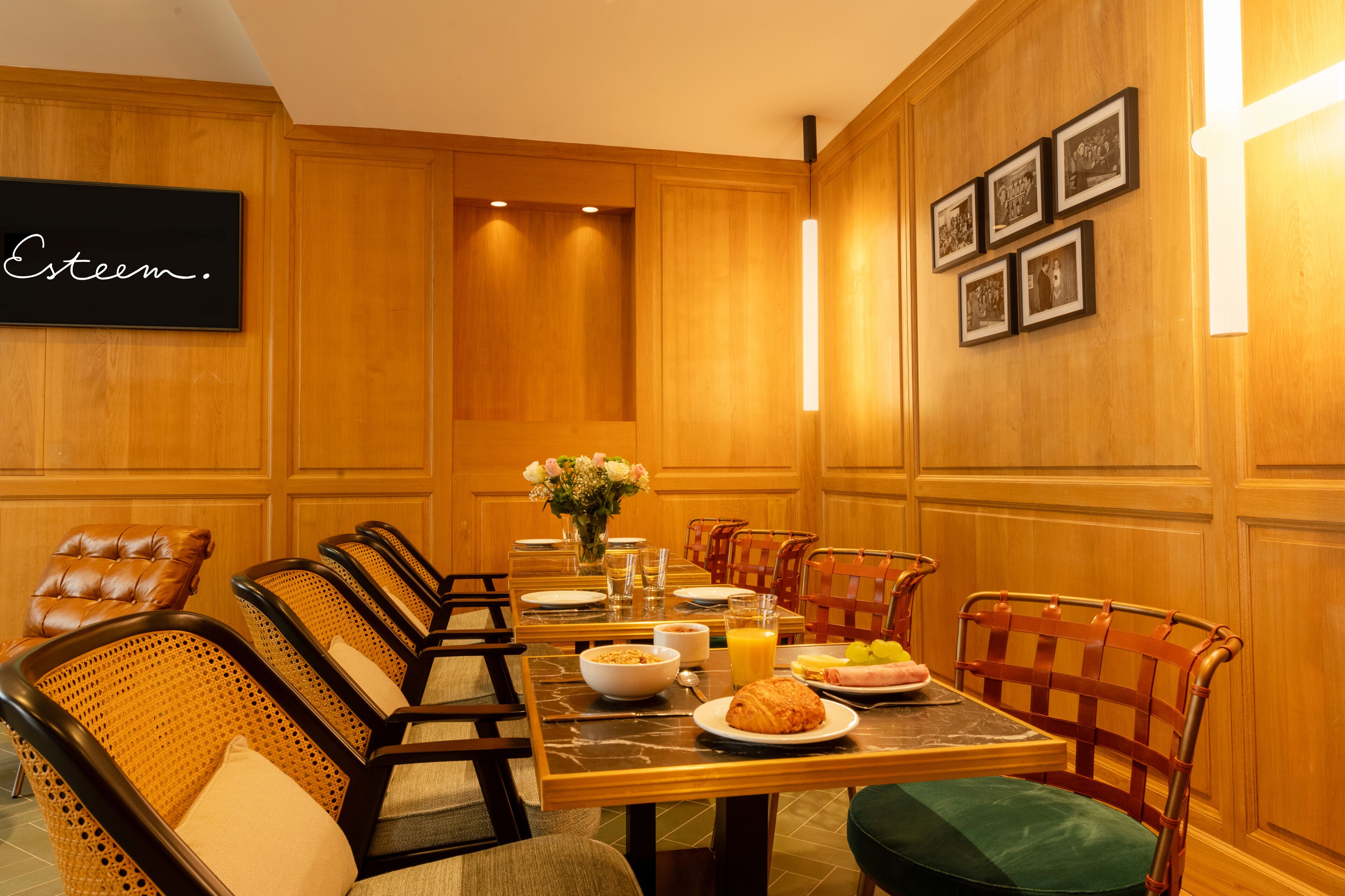 Foto - Esteem Tour Eiffel