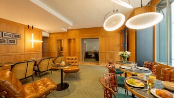 Daily buffet breakfast (EUR 15 per person)