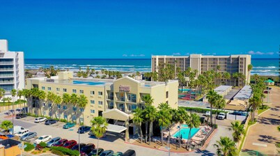 Comfort Suites Beachside