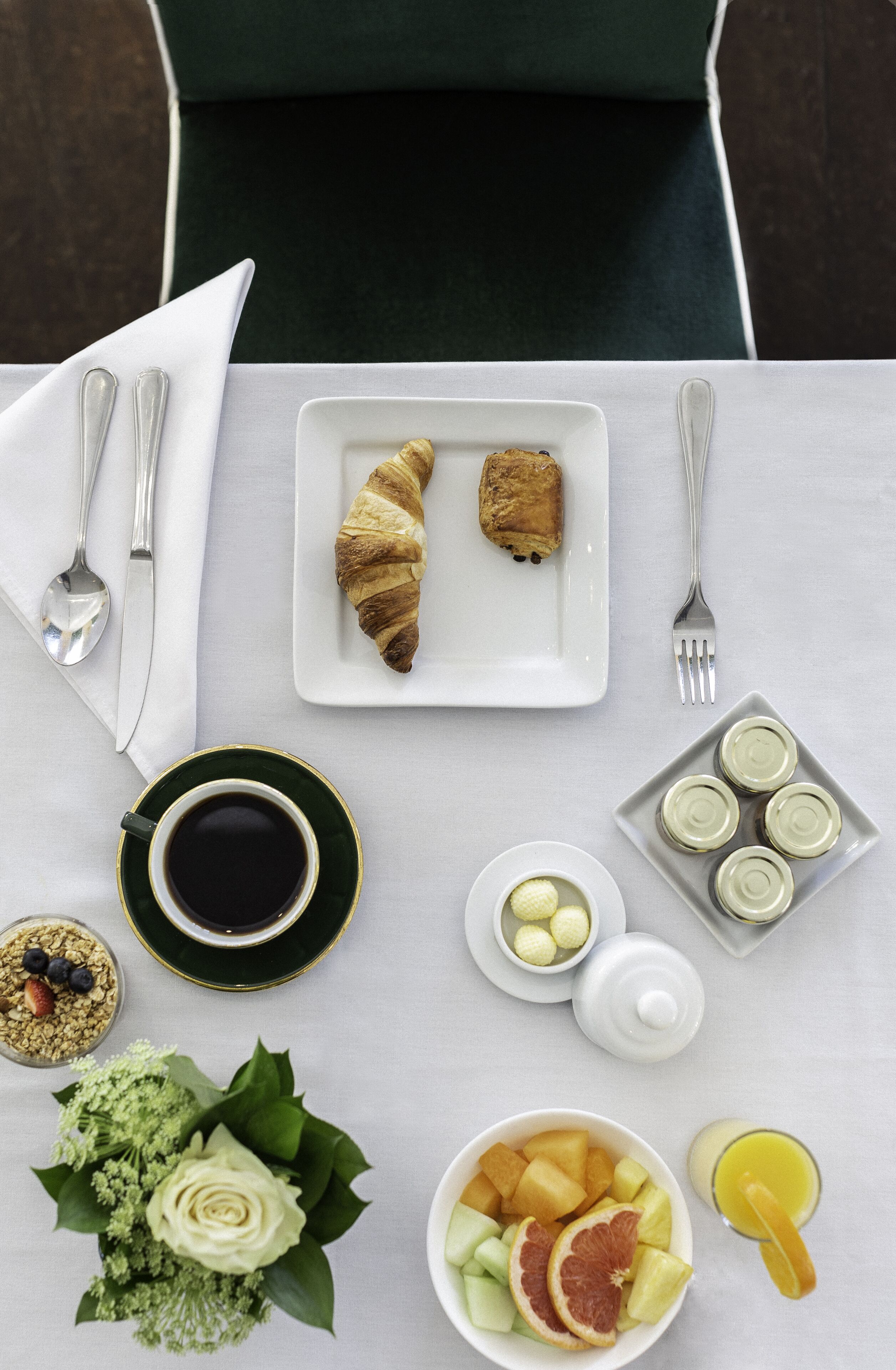 Café da manhã com buffet todos os dias mediante uma taxa
