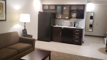 In-room safe, iron/ironing board, free WiFi, bed sheets
