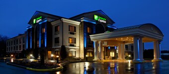 Holiday Inn Express Grove City by IHG