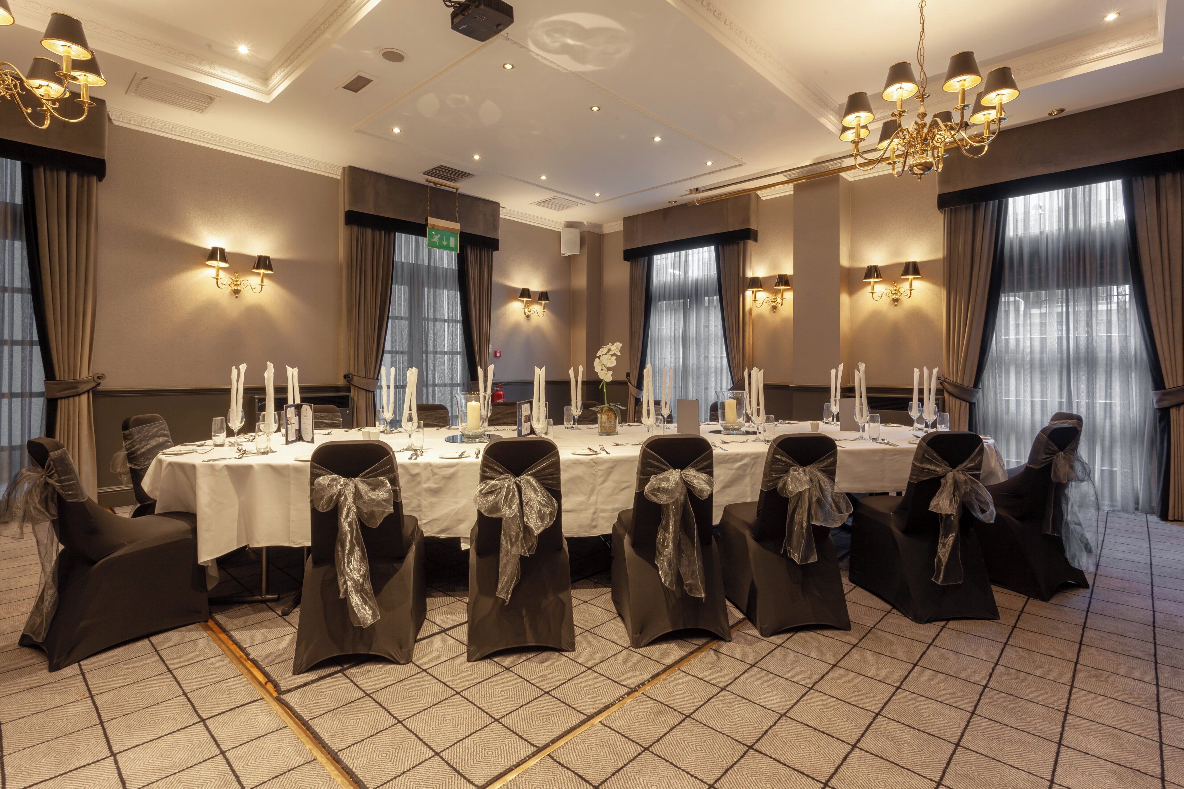 Banquet hall