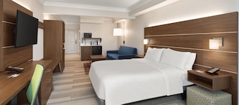 Holiday Inn Express & Suites Byron by IHG