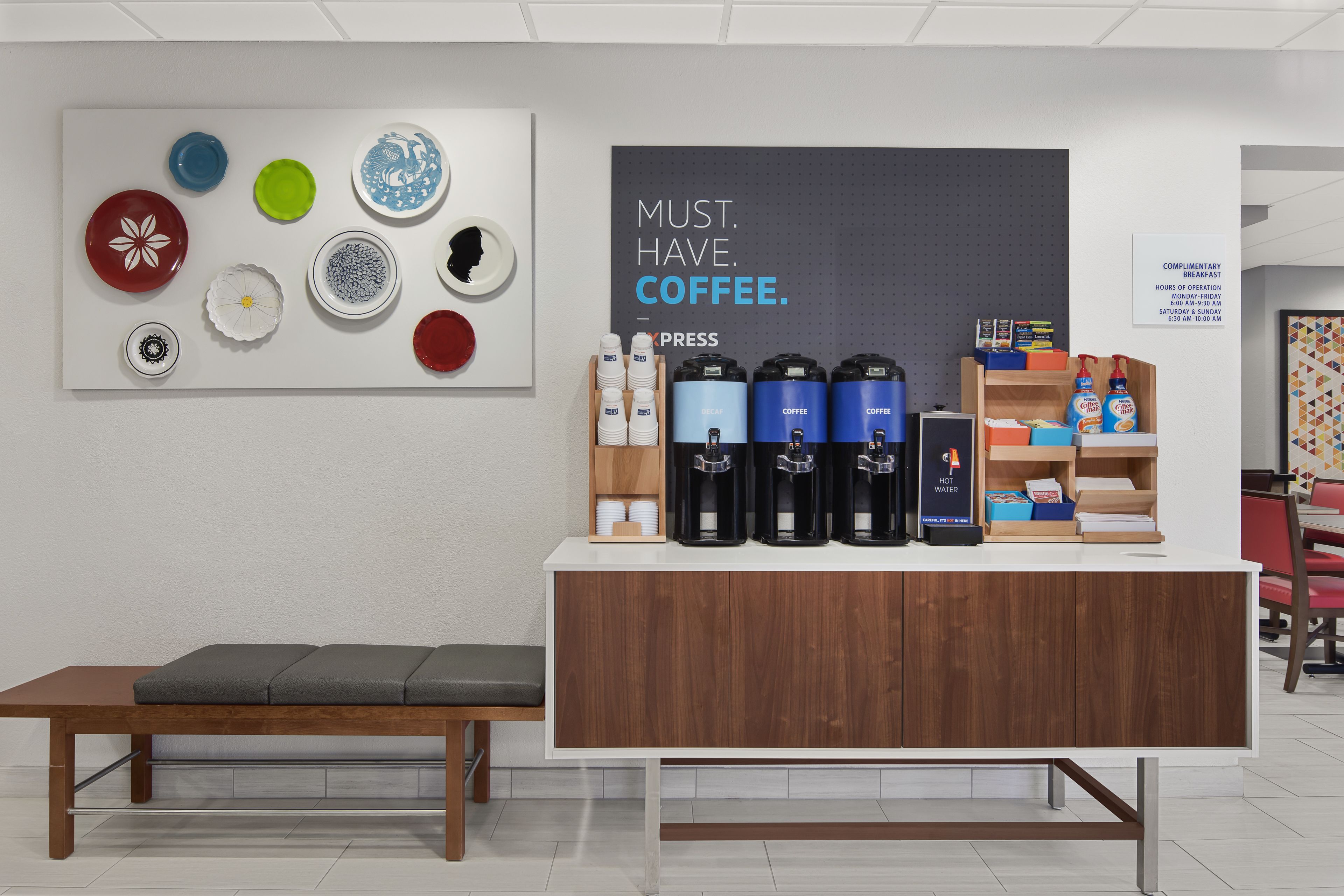 free buffet breakfast