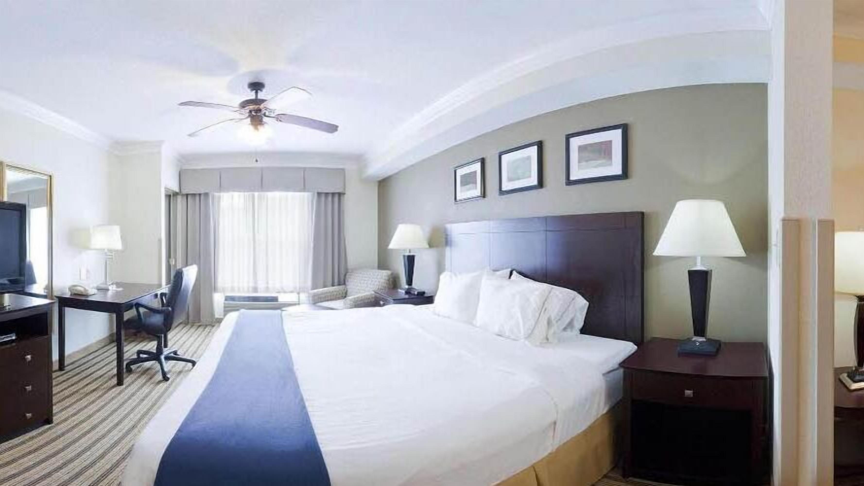 in-room safe, desk, laptop workspace, iron/ironing board