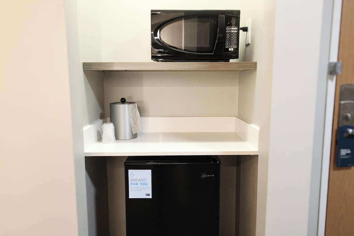 Coffres-forts dans les chambres, bureau