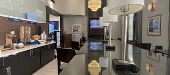 Holiday Inn Express Hotel & Suites Hermosa Beach by IHG