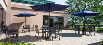 Hampton Inn Buffalo South/I-90