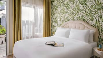 Chambre, 1 grand lit | Literie de qualité supérieure, ameublement personnalisé