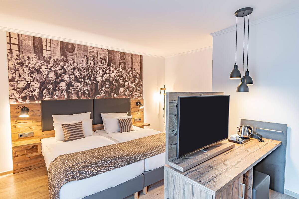 Junior-Suite, Balkon, Gartenblick