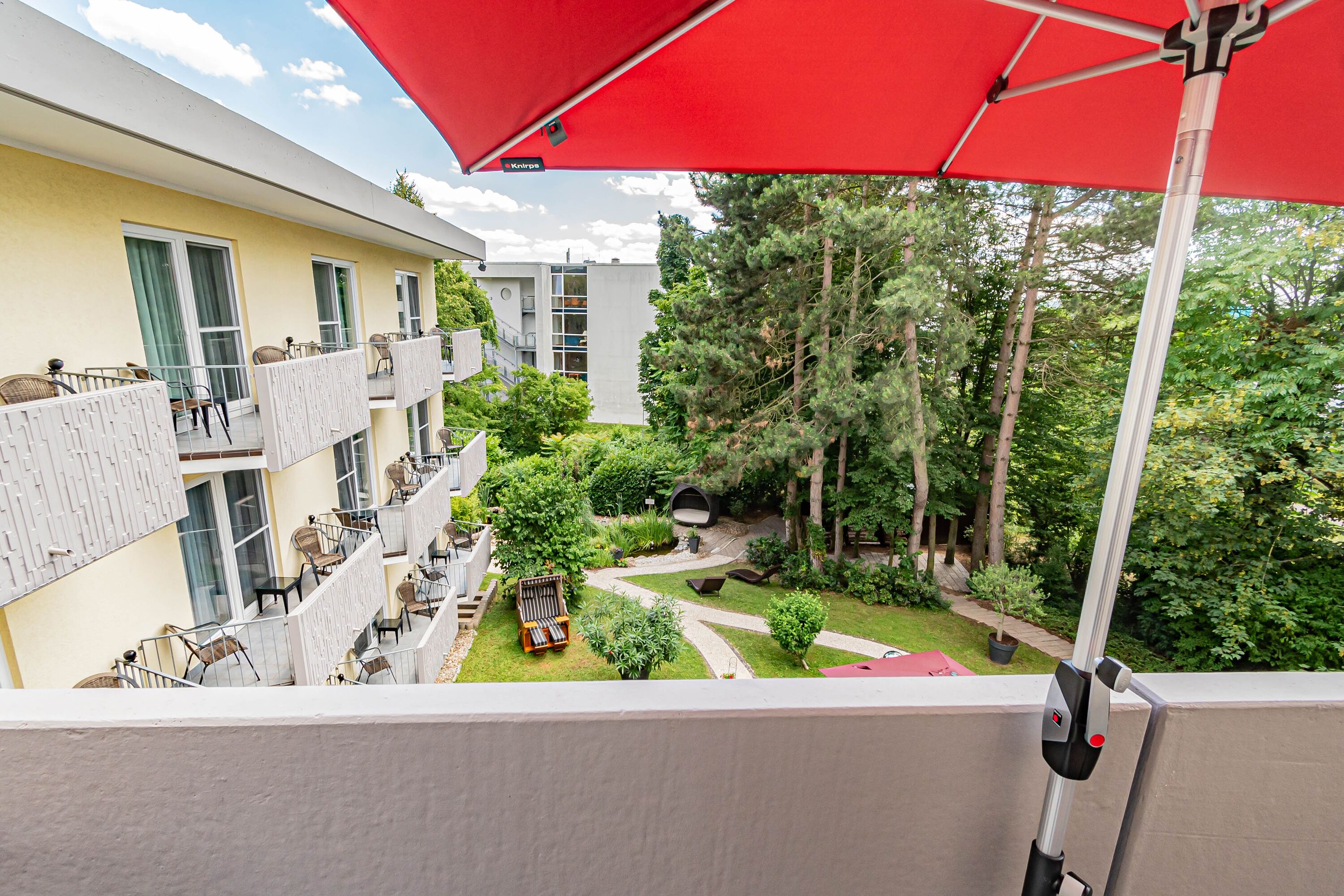Junior Suite, Balcony, Garden View | Garden view