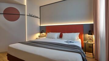 Superior Room, 1 King Bed, Non Smoking, Balcony (Converts to 2 Twin Beds) | Down comforters, memory foam beds, minibar, in-room safe