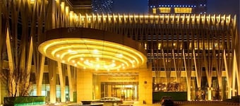 Zhongmao Haiyue Hotel