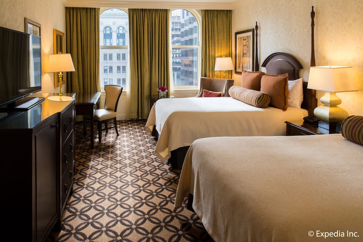 1 bedroom, egyptian cotton sheets, premium bedding, down duvets