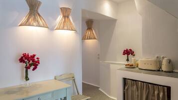 Villa, Private Pool, Sea View (Zannetina) | Minibar, in-room safe, blackout drapes, soundproofing