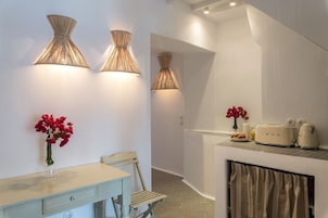 Villa, Private Pool, Sea View (Zannetina) | Minibar, in-room safe, blackout drapes, soundproofing