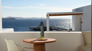 Premium Suite With Outdoor Jet Tub Sea View