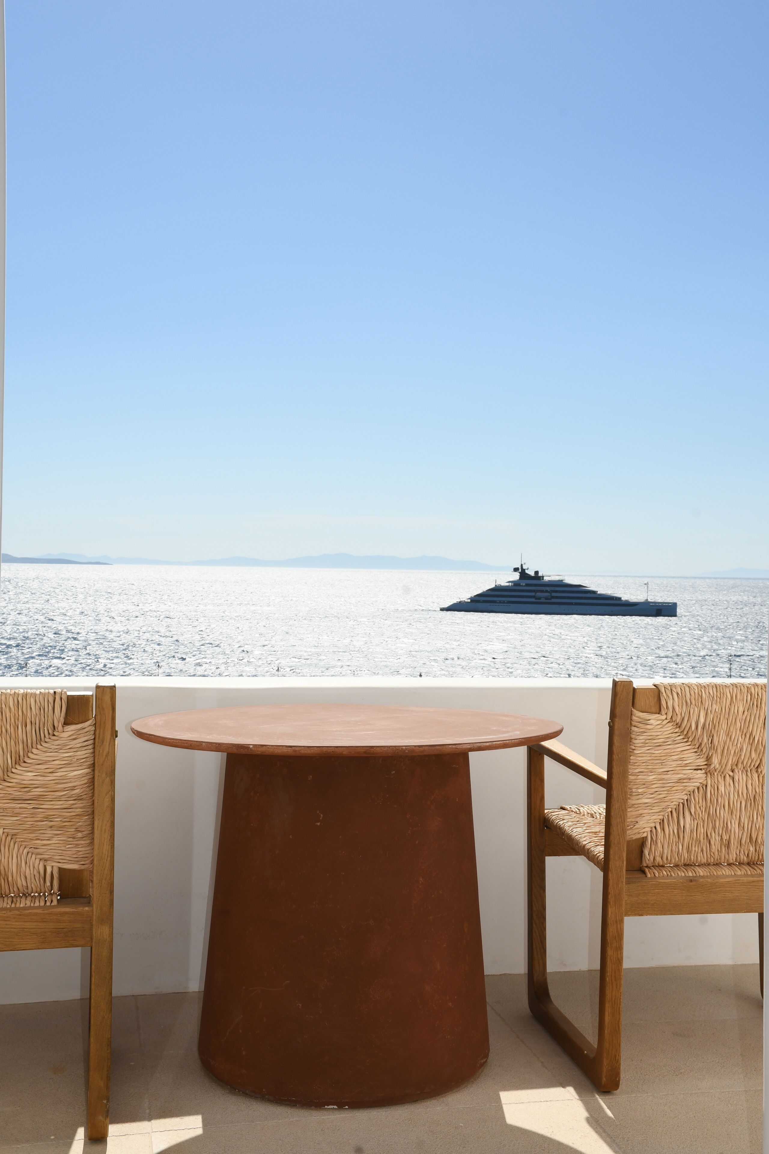 Superior Suite Sea view | Minibar, in-room safe, blackout drapes, soundproofing