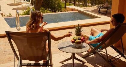 Pula Suites Boutique Resort