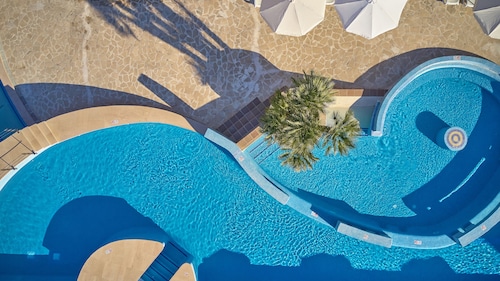 Pula Suites Boutique Resort