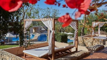 Garden, Balibed Suite | Terraza o patio