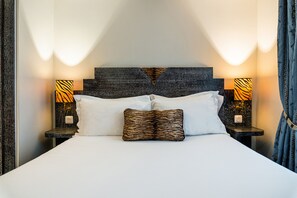 Standard Double Room | Premium bedding, minibar, in-room safe, desk