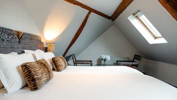 Habitación superior con 2 camas individuales | Ropa de cama de alta calidad y minibar