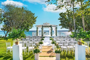 Espace de mariage à l’extérieur