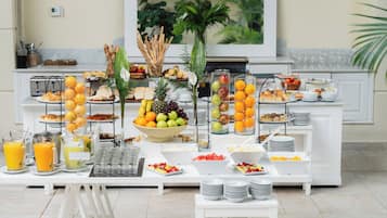 Petit déjeuner buffet compris tous les jours