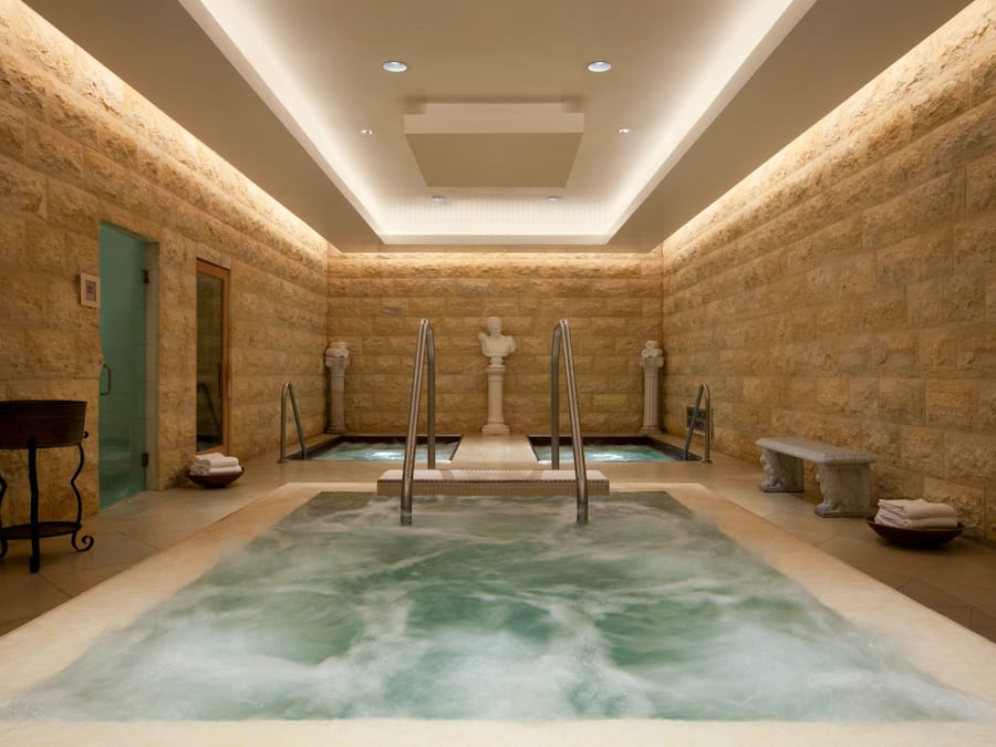 Behandlungsräume für Paare, Sauna, Whirlpool, Dampfbad