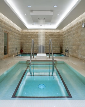 Couples treatment rooms, sauna, hot tub, steam room, body treatments at Caesars Atlantic City Resort & Casino - A Caesars Rewards Destination