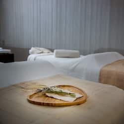 Salas de tratamiento para parejas, un sauna, tratamientos corporales