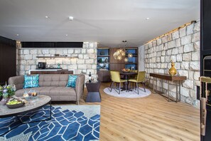 Presidential Villa | Living room