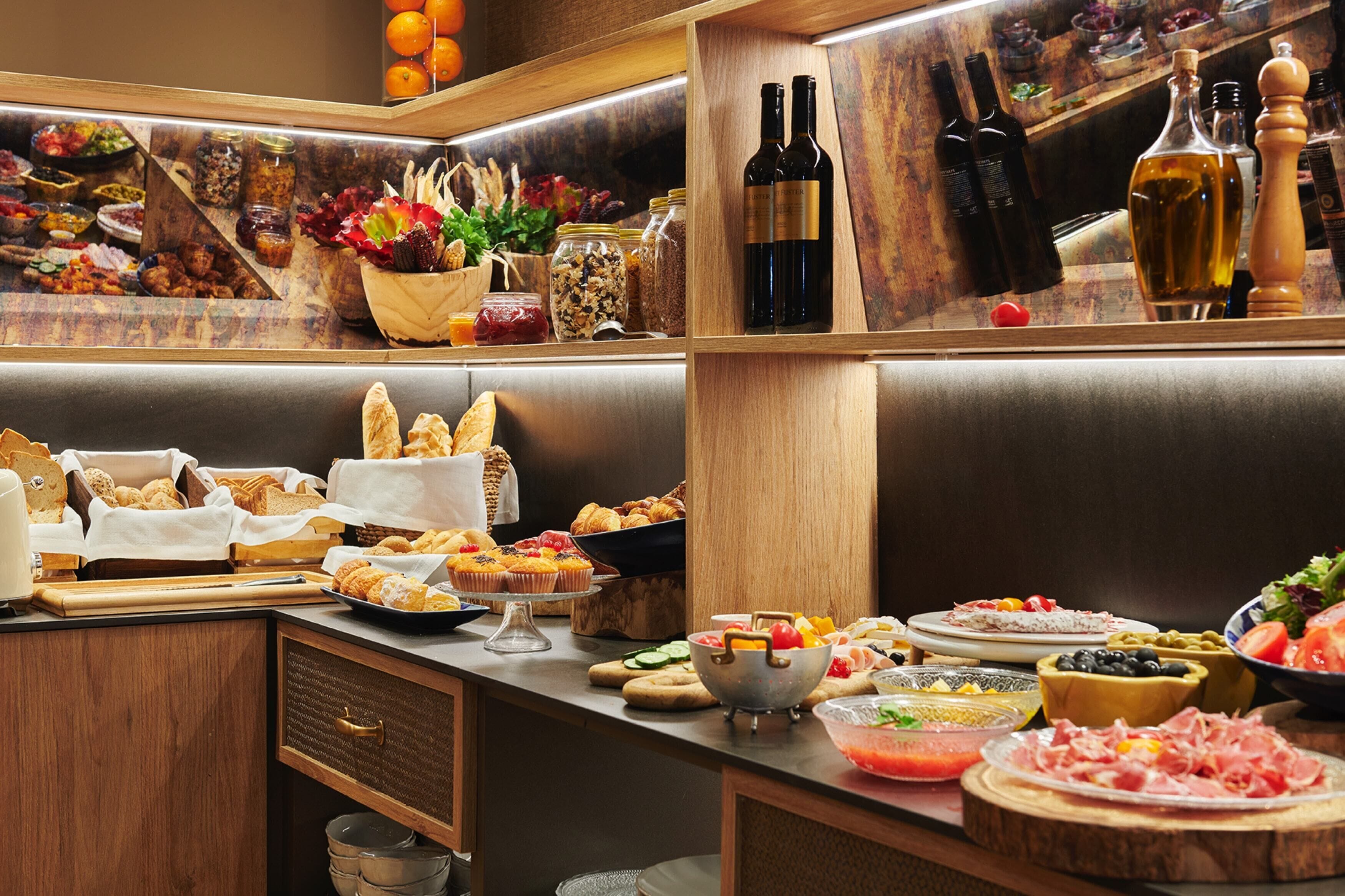 daily buffet breakfast (eur 19 per person)