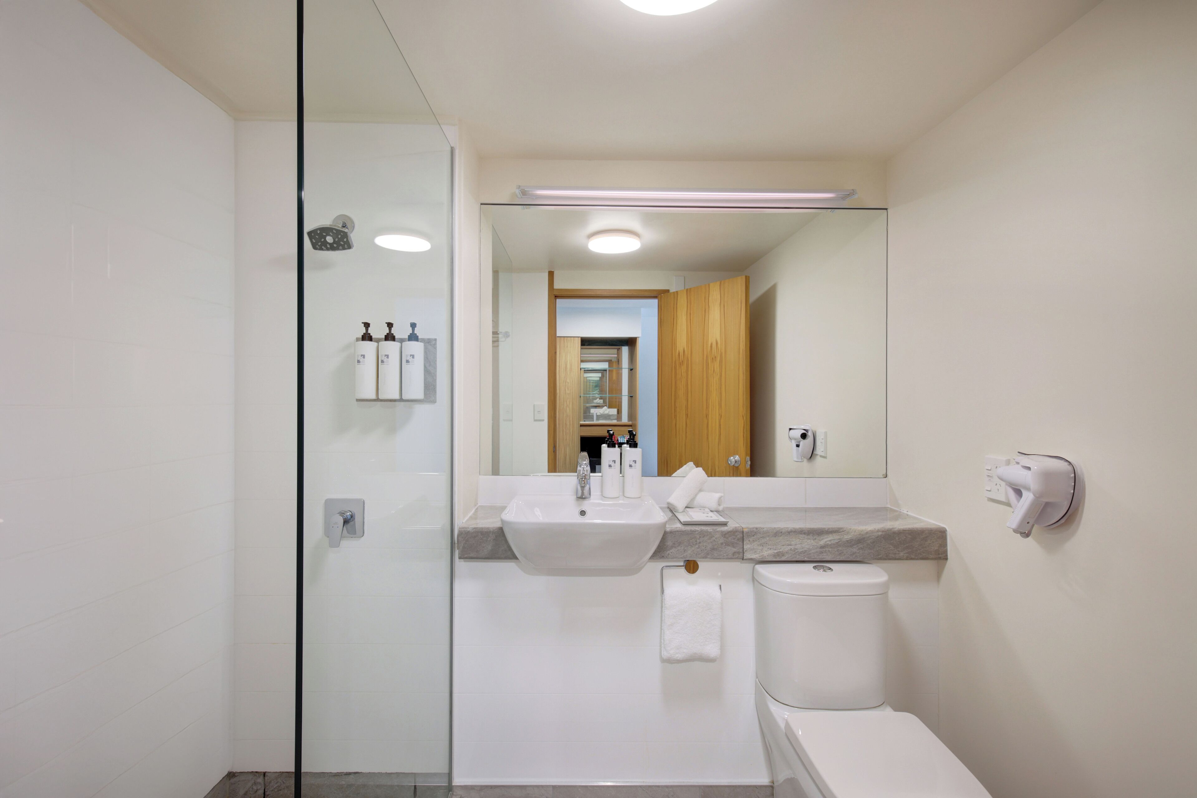 Photo - Swiss-Belresort Coronet Peak