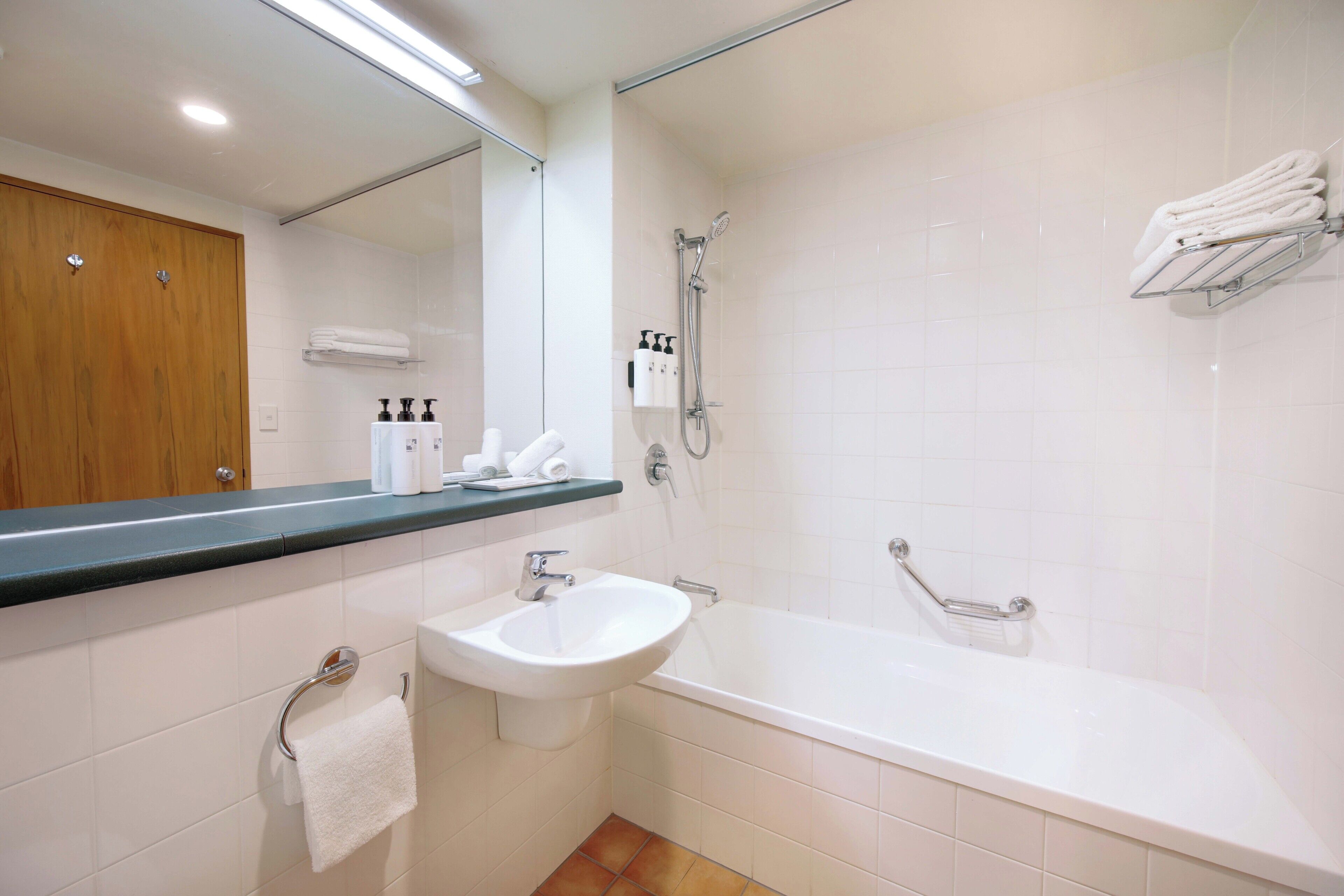 Photo - Swiss-Belresort Coronet Peak