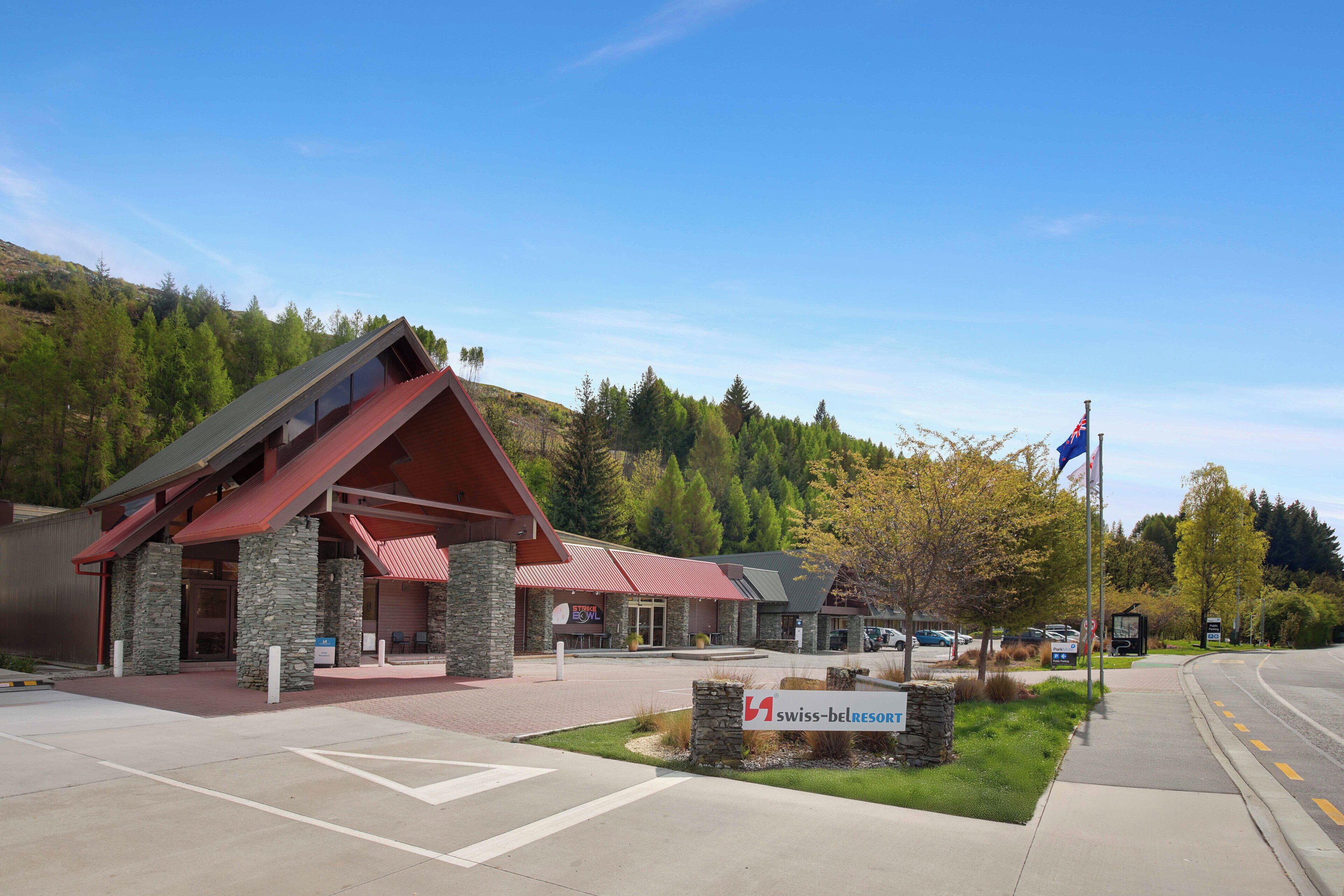 المنشأة من الخارج