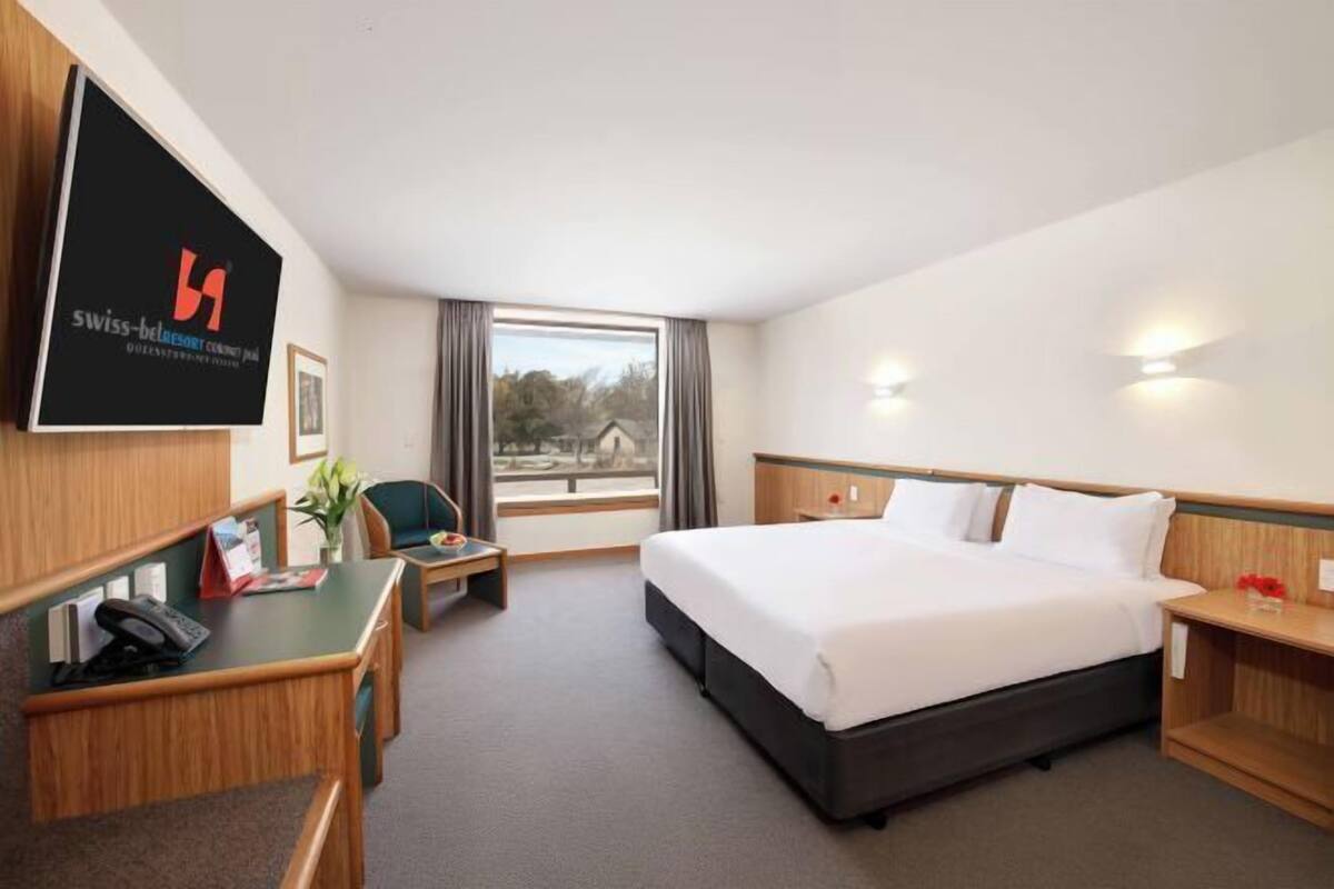 Seterika/papan seterika, Wi-fi percuma, cadar katil