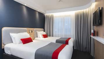 Standard Room, 2 Single Beds (with Free Hot Breakfast) | Desk, laptop workspace, blackout curtains, iron/ironing board