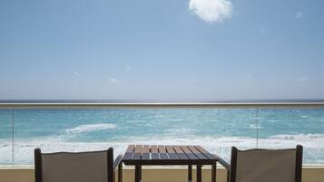 Master Suite | Beach/ocean view