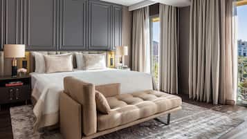 Junior Room, Balcony, Sea View | Hypo-allergenic bedding, minibar, desk, bed sheets