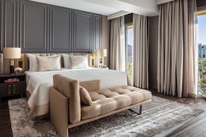 Junior Room, Balcony, Sea View | Hypo-allergenic bedding, minibar, desk, bed sheets