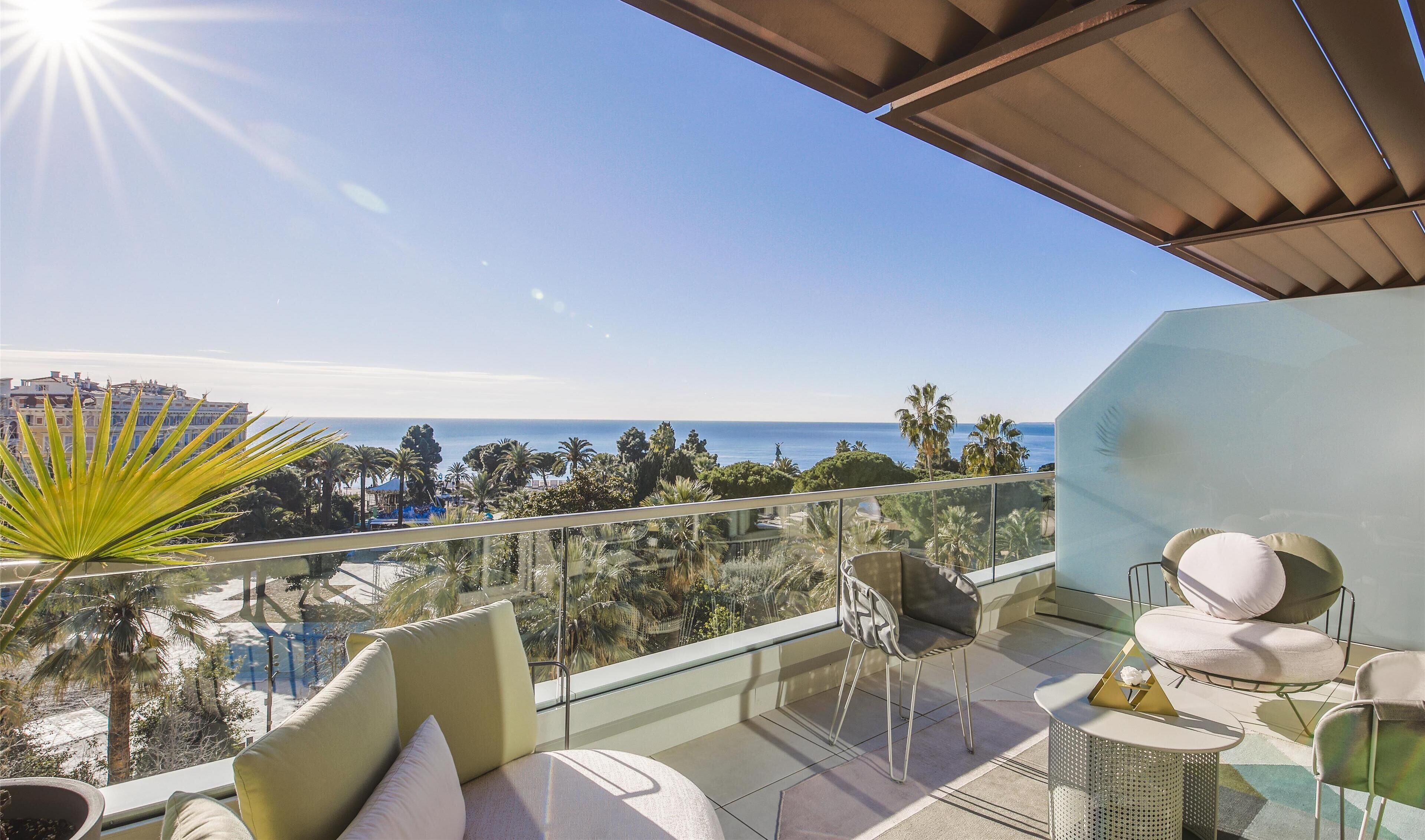 Junior Suite, Terrace, Sea View (Panoramic view) | Hypo-allergenic bedding, minibar, desk, bed sheets