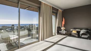 Literie hypoallergénique, minibar, bureau, draps fournis