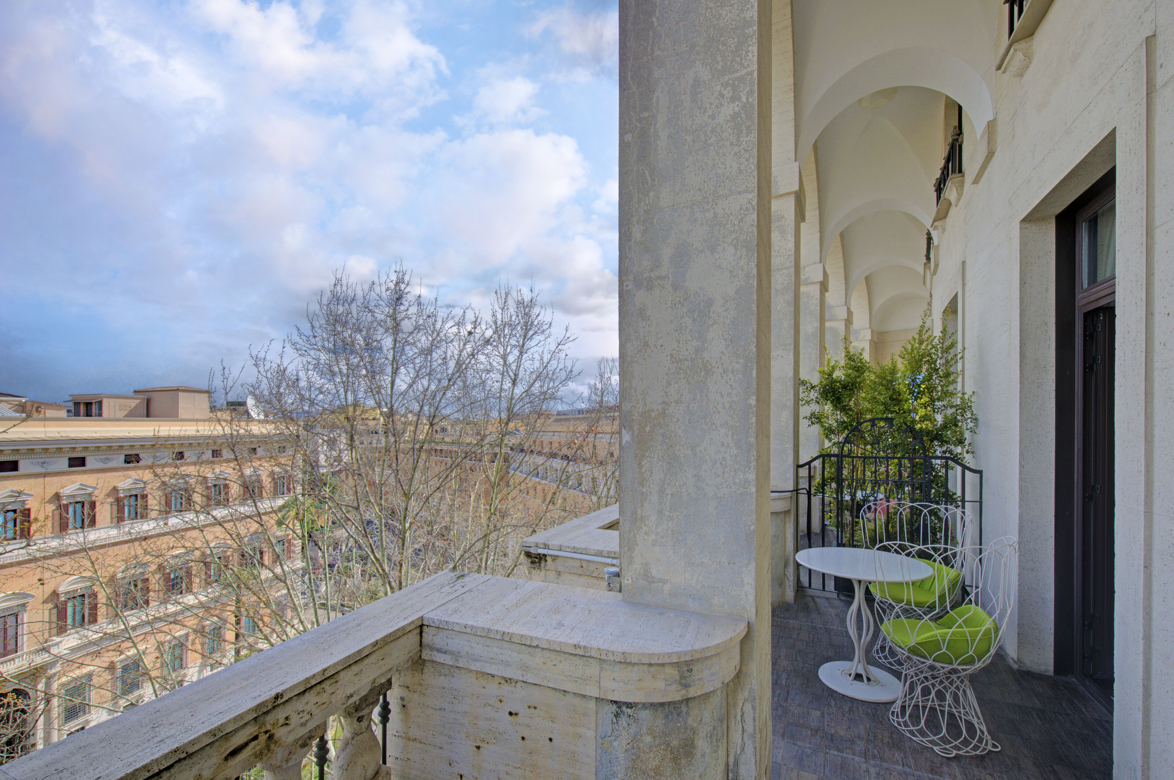 Chambre Exécutive | Balcon