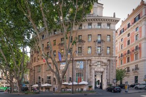 Exterior - Grand Hotel Palace (Rome)